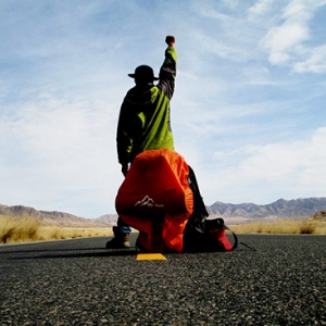 ����С��4ǧԪ15�촩Խ������ һ·ͽ���Ӵ